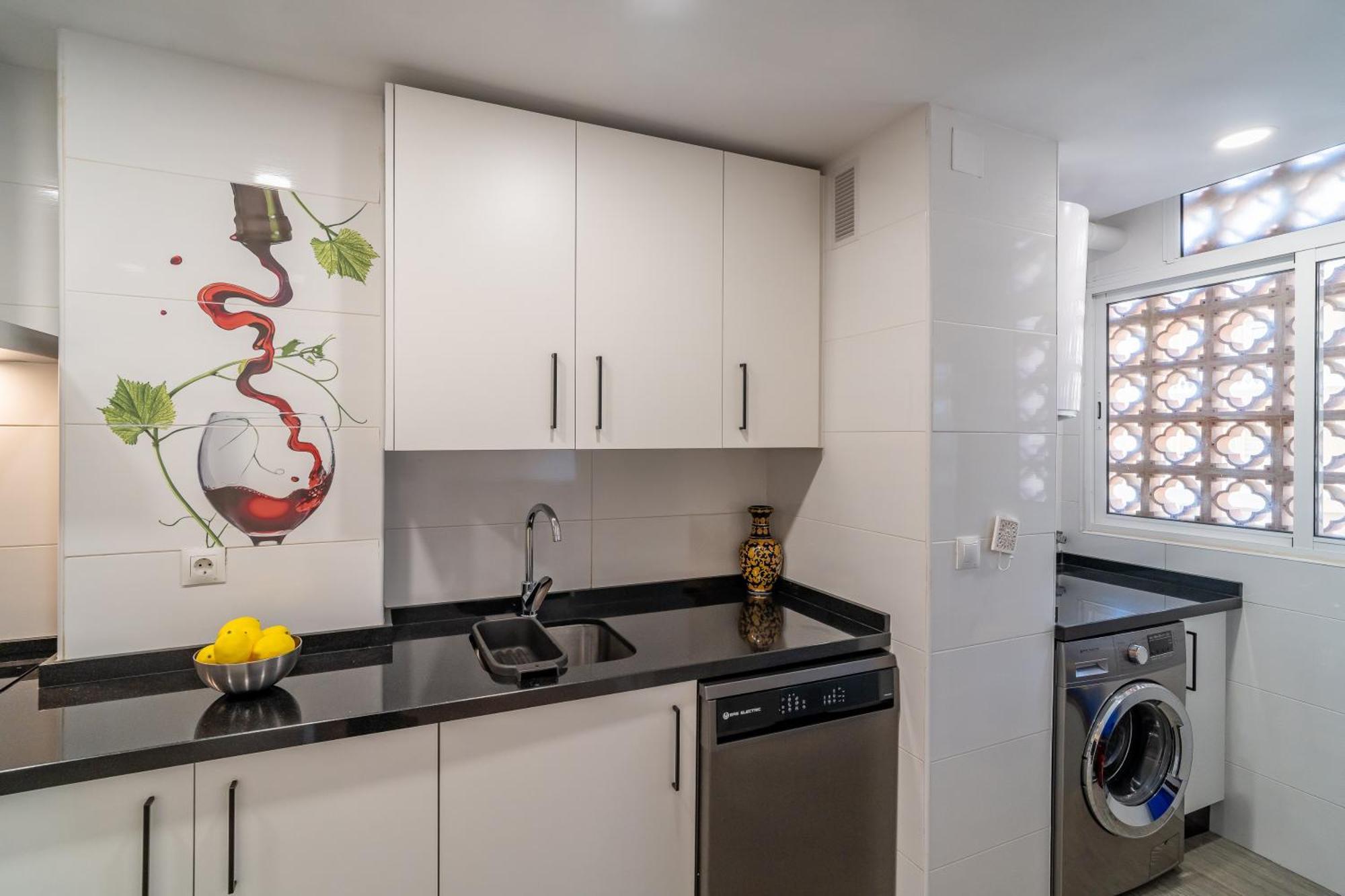 מאלגה Casa Playa Guadalmar, Beautiful Apartment In Front Of The Sea, Wifi, Ac, Smart Tv, Private Parking מראה חיצוני תמונה
